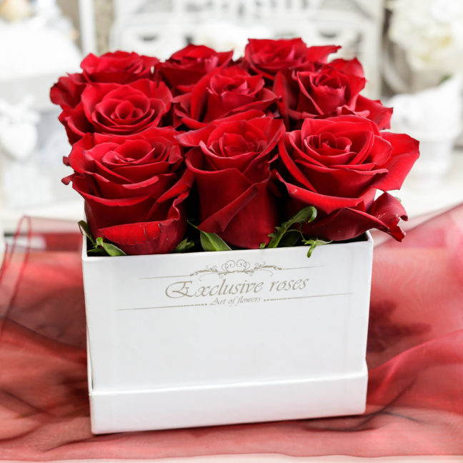 Exclusive roses kocka virágbox 9 szál rózsából